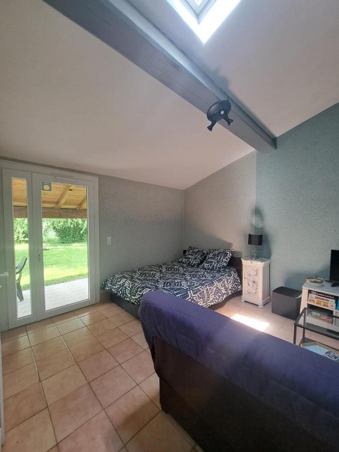 Studio Avec Jardin A 5 Min Du Parc Walibi Roquefort  Dış mekan fotoğraf