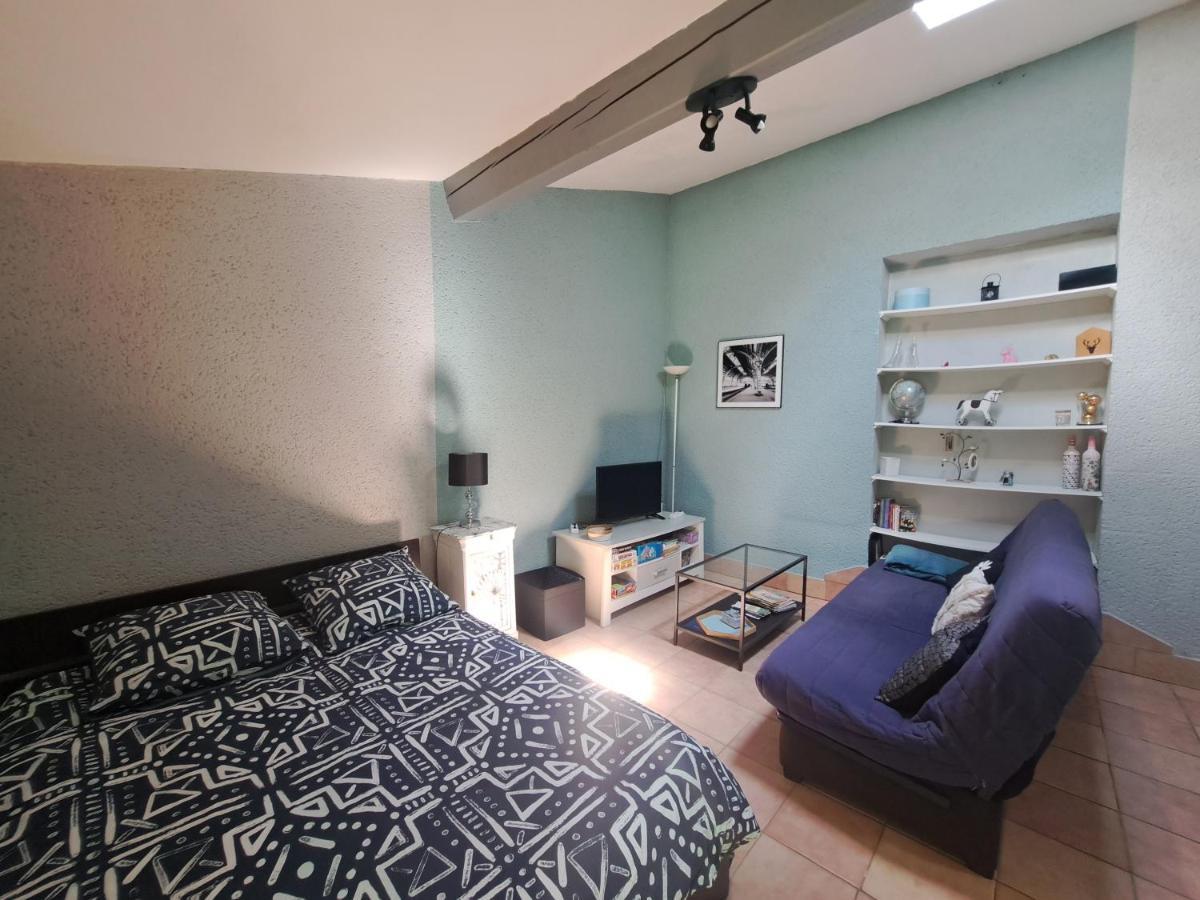 Studio Avec Jardin A 5 Min Du Parc Walibi Roquefort  Dış mekan fotoğraf