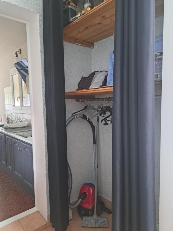 Studio Avec Jardin A 5 Min Du Parc Walibi Roquefort  Dış mekan fotoğraf