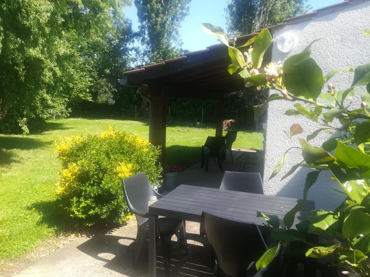 Studio Avec Jardin A 5 Min Du Parc Walibi Roquefort  Dış mekan fotoğraf